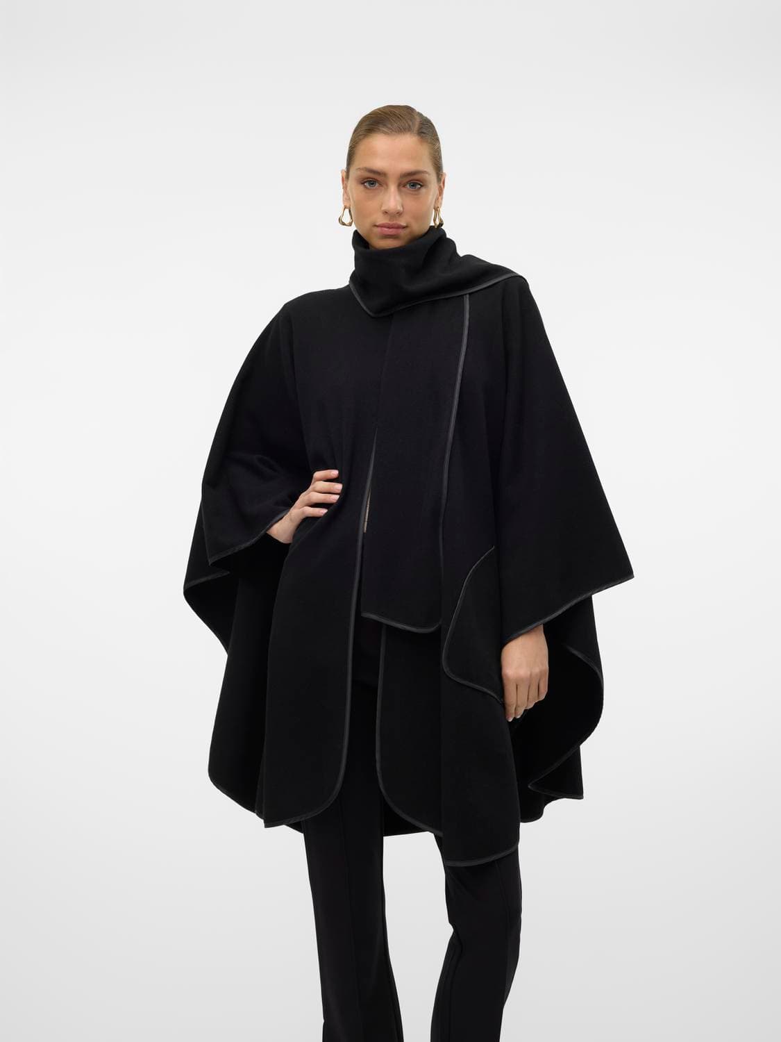 Vmnaomi Cape Vma - Vero Moda