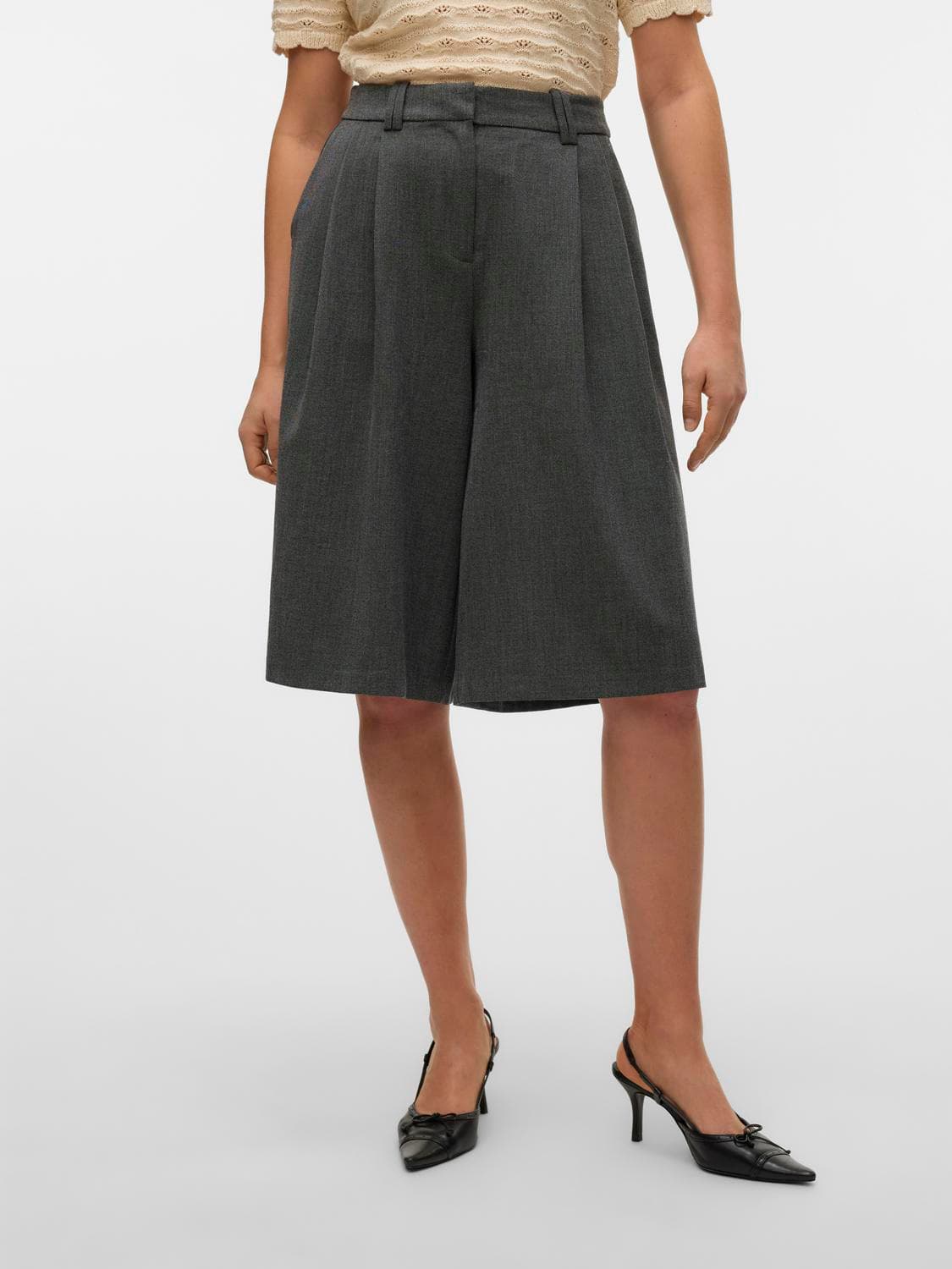Vmlovely Mw Bermuda Shorts - Vero Moda