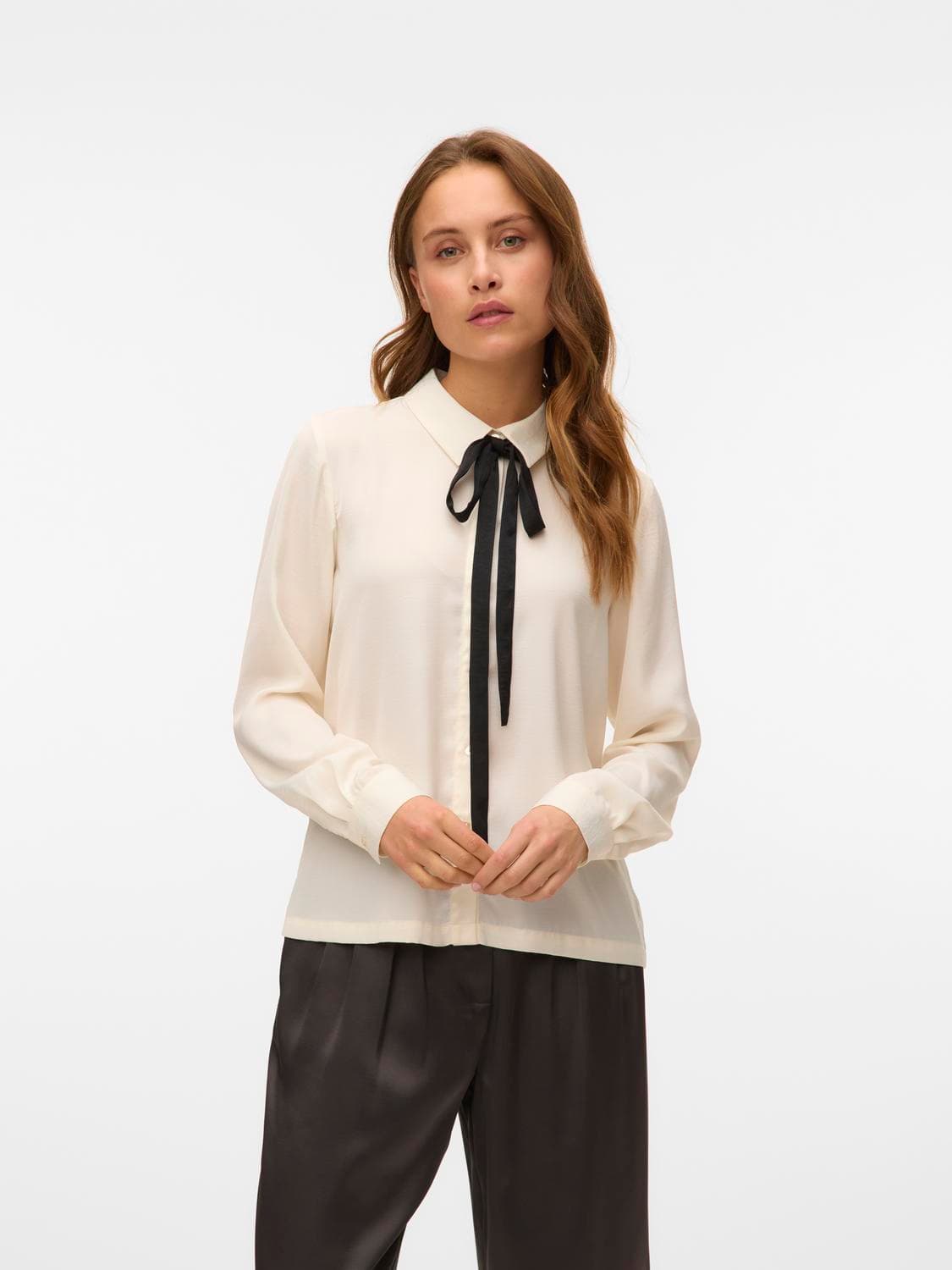 Vmgretchen Ls Shirt Wvn Btq Ga - Vero Moda