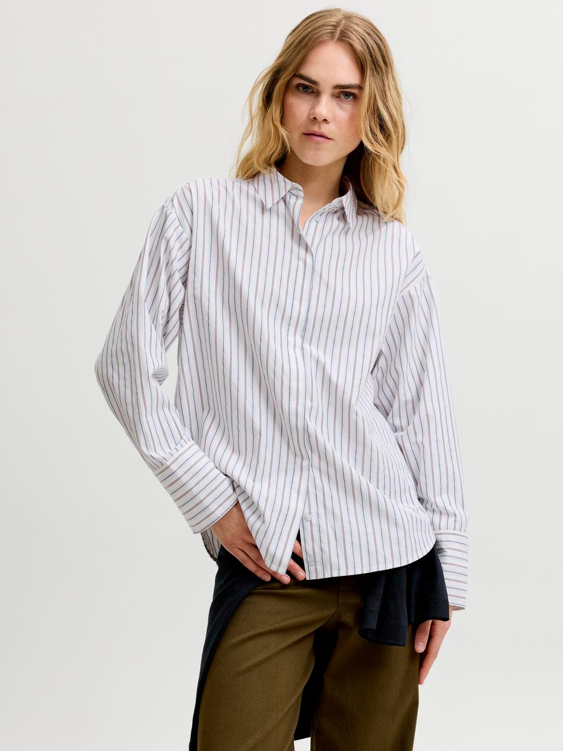 Jxcaro Poplin Ls Rlx Shirt Wvn Noos - Jack & Jones