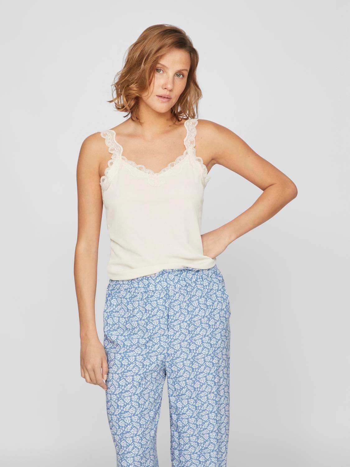 Viadelin S/L Lace Detail Rib Top #4 - VILA