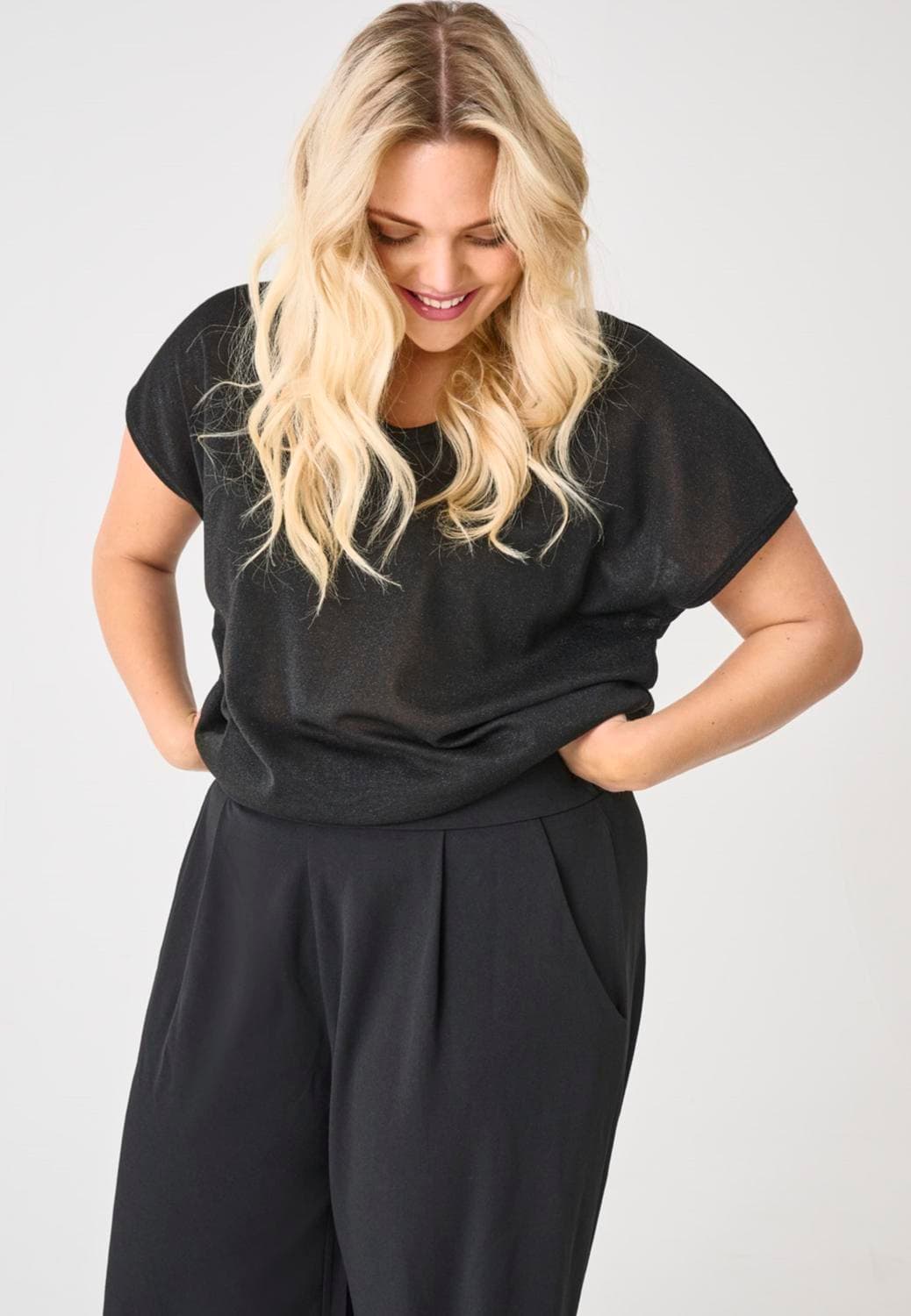 Carsilvery S/S V Neck Lurex Top Jrs Noos - ONLY