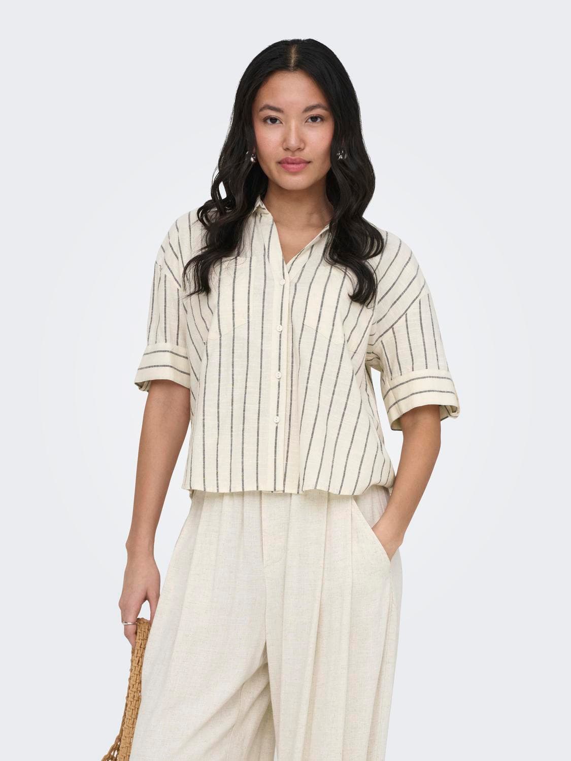 Onltizana Stripe S/S Shirt Wvn Noos - ONLY