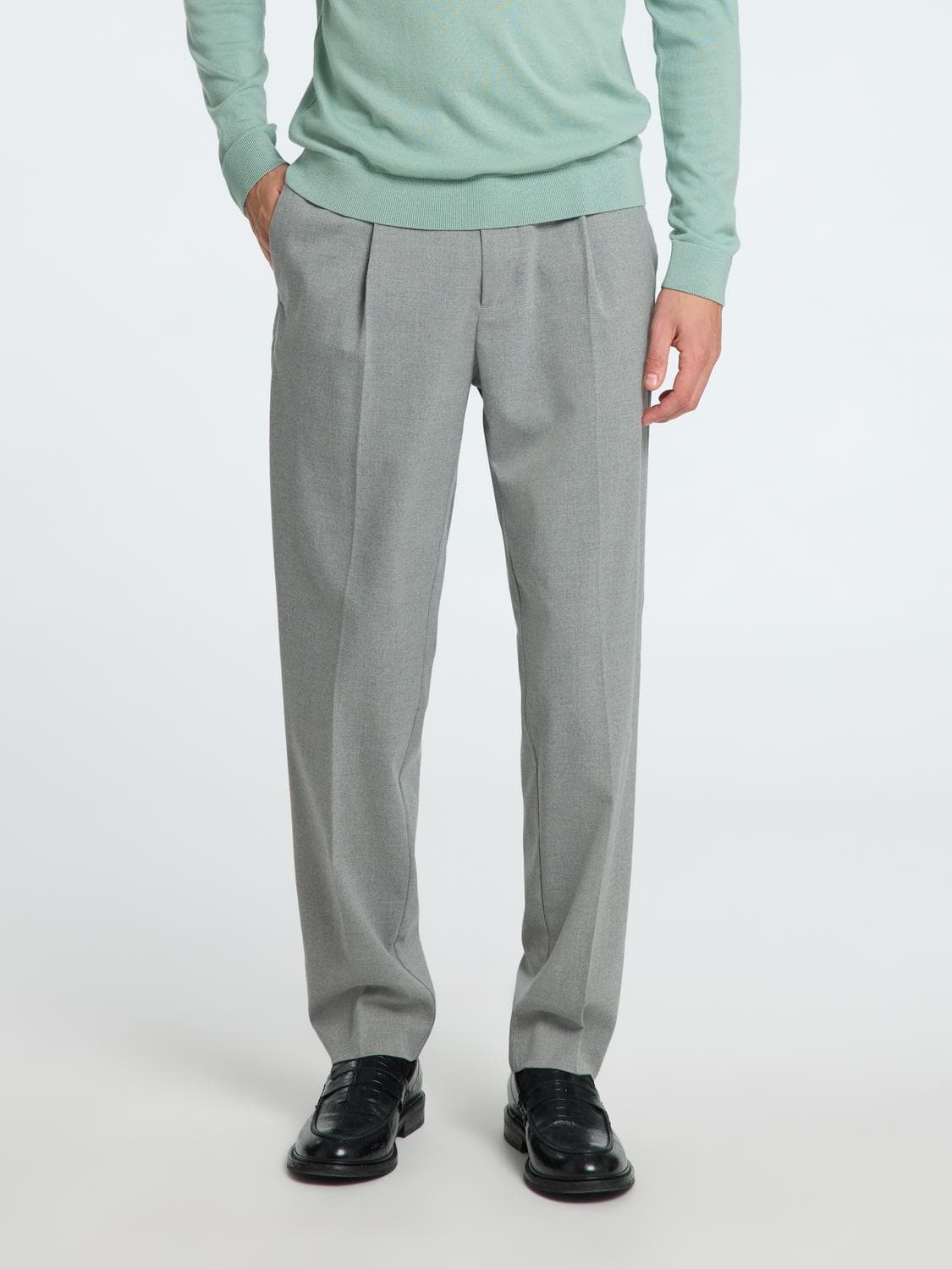 Slh190-Reg Tapered Leroy Pleat Pant Noos - Selected