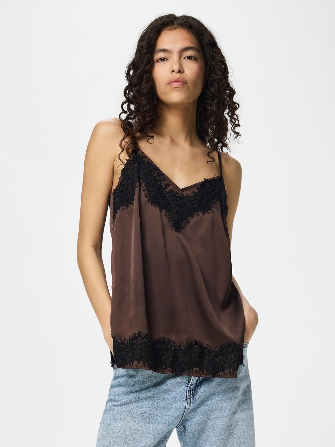 Pcariel Sl Lace Detail Top D2d Pp Bc - Pieces
