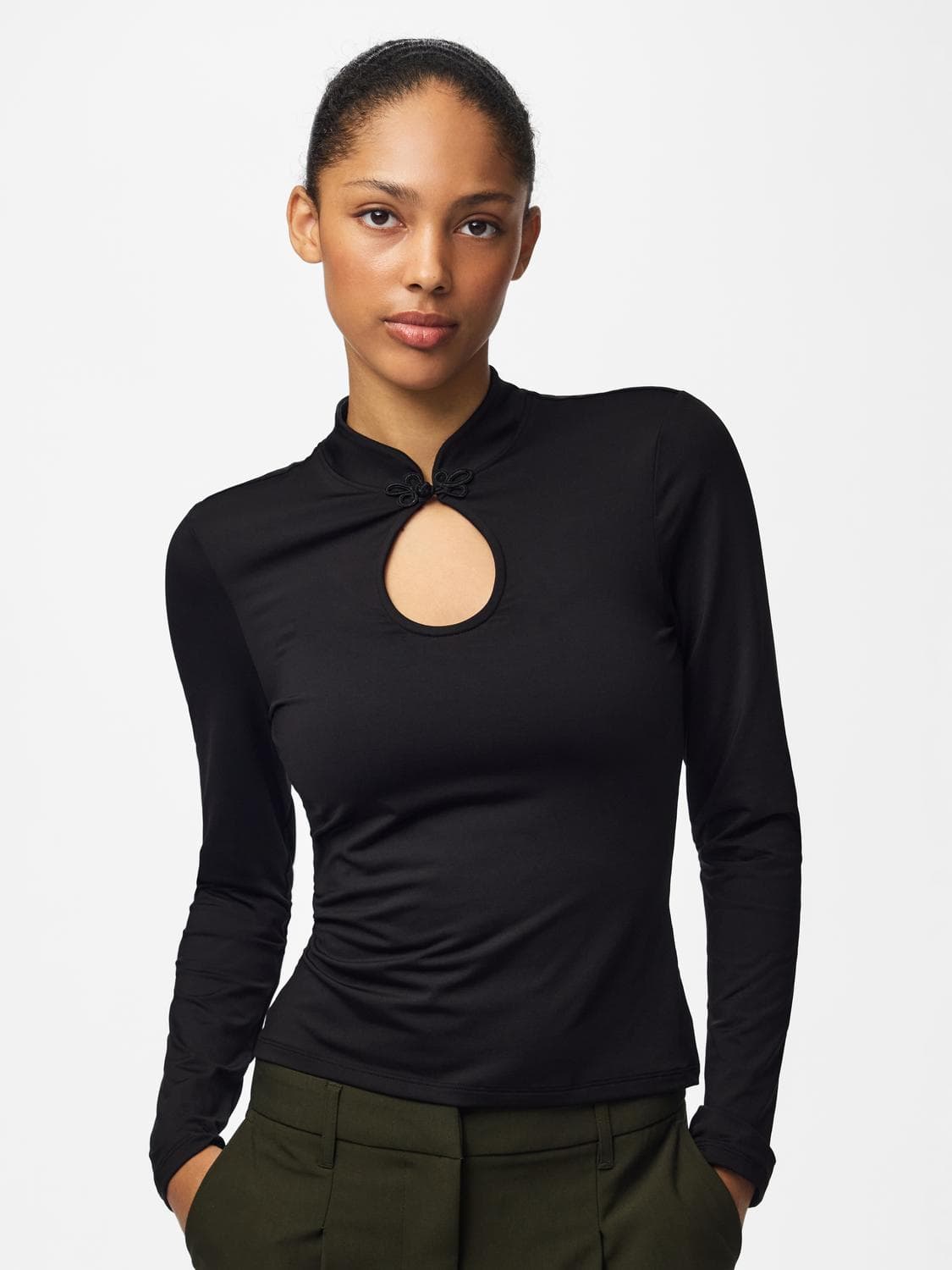 Pcmelly Ls Keyhole Top Jrs D2d - Pieces