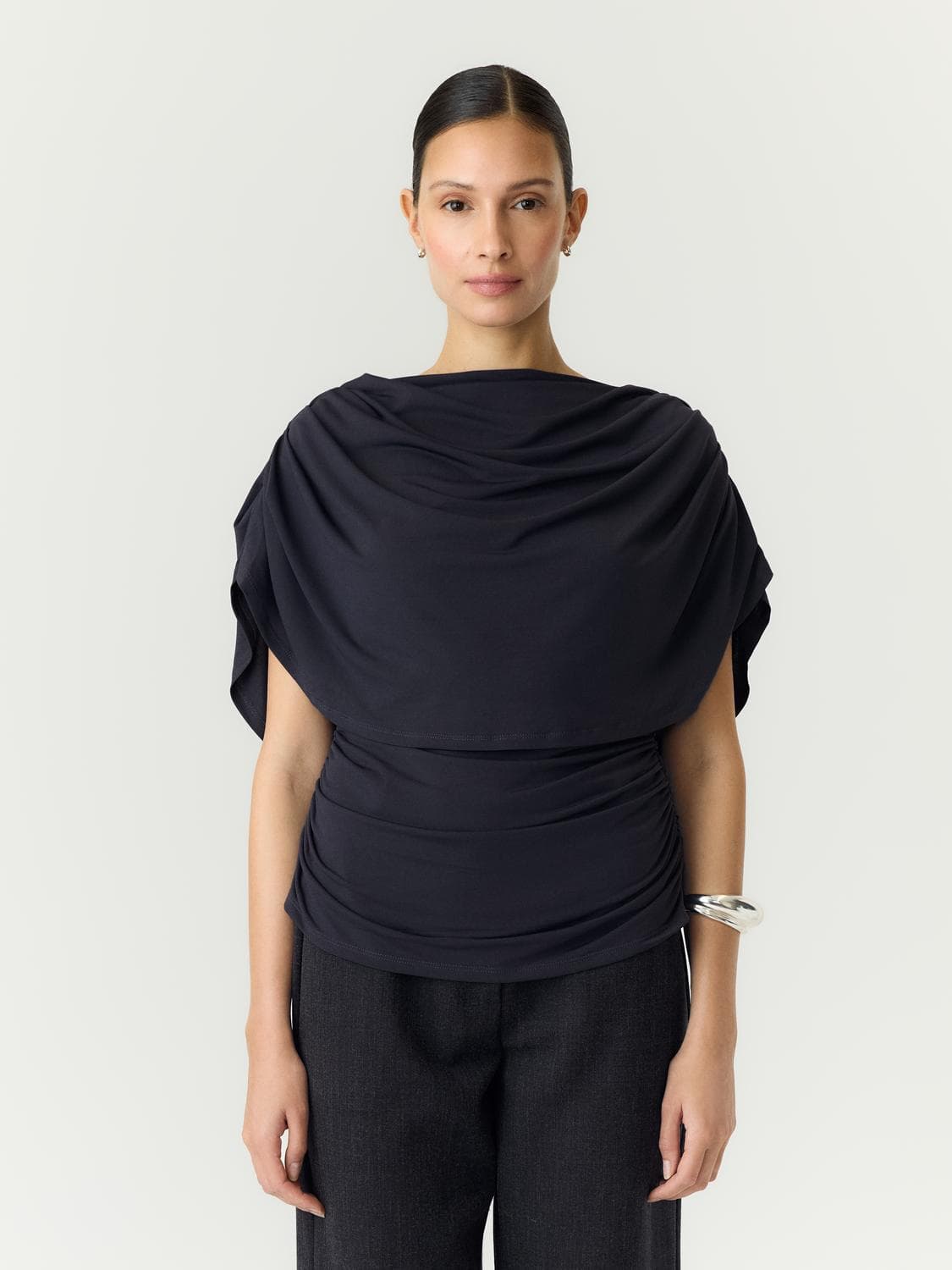 Yasdrala Cape Top - Story - YAS