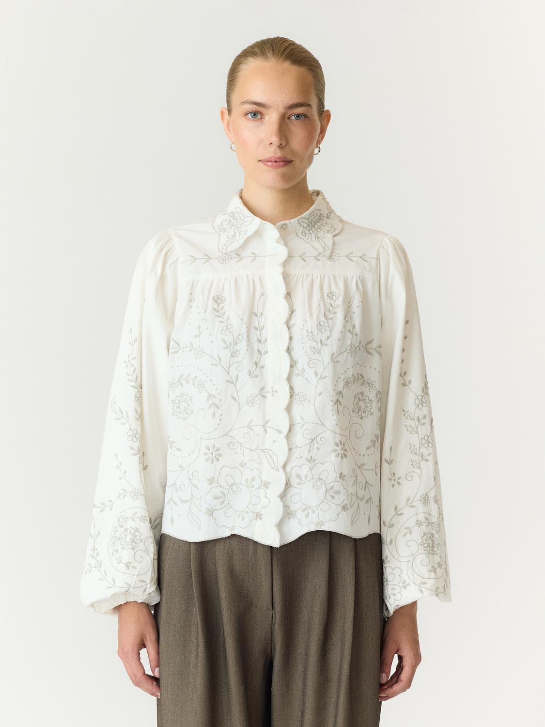 Yasgreya Ls Embroidered Shirt - Story - YAS